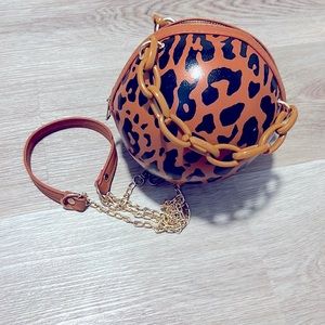 Round Leopard Print Purse